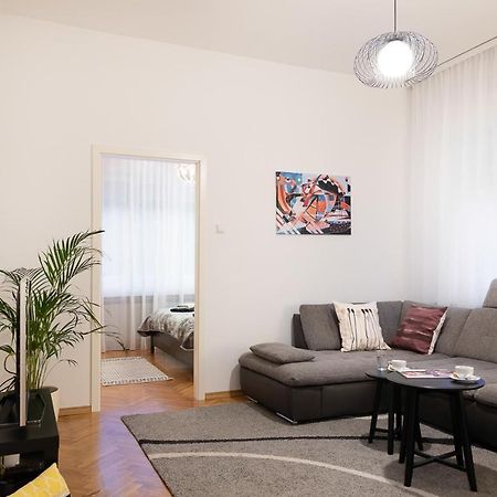Modern Spacious 3Bdr Apartment In Heart Of زغرب المظهر الخارجي الصورة